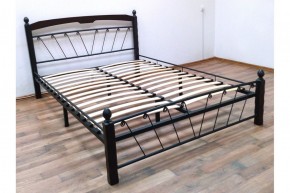 Кровать "Муза 1" КМД10  Черная (1600*2000) (ножки-шоколад) с коваными изделиями в Копейске - kopejsk.mebel-74.com | фото